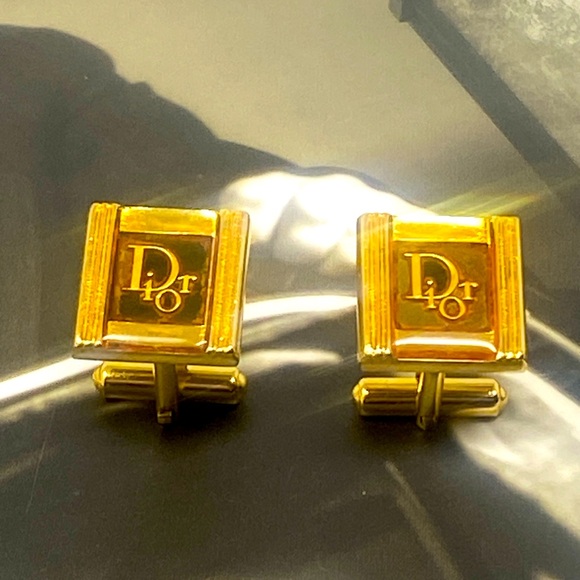 Christian Dior Gold Plated Cufflinks - Picture 1 of 12
